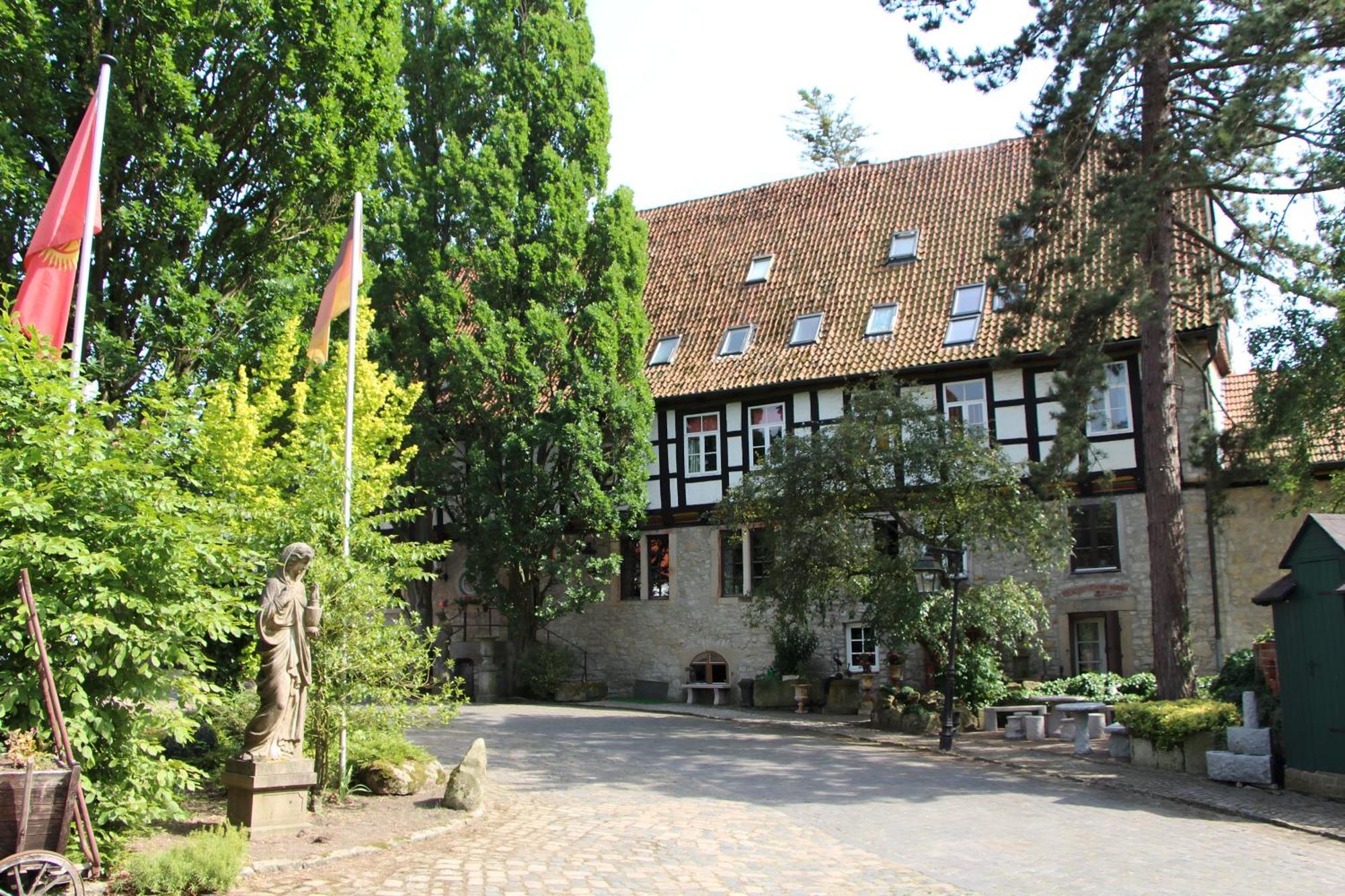 Hotel Altes Rittergut Sehnde Exterior foto